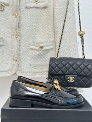 Chanel Women's Moccasins G40114 Black 2023 02