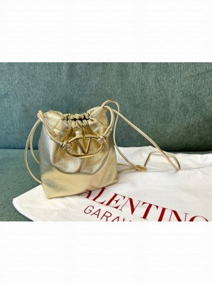 VALENTINO MINI VLOGO POUF Sheepskin WP0AC3Z gold