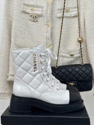 Chanel Women's 5cm Quilted Calfskin Lace-up Boots White