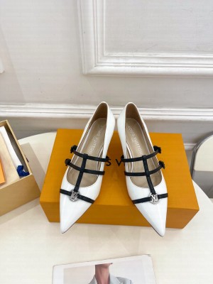 Louis Vuitton 5.5cm Patent calf leather 6AM Pumps White 2025