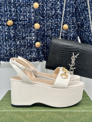 Gucci Horsebit 7.5cm Platform Sandals Cream 2024