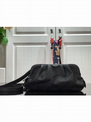 Louis Vuitton Scala Bag 23cm Mahina Calf Leather Spring/Summer 2021 Collection M80093, Black
