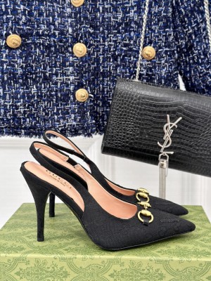 Gucci Women's 10cm Horsebit Pumps 01