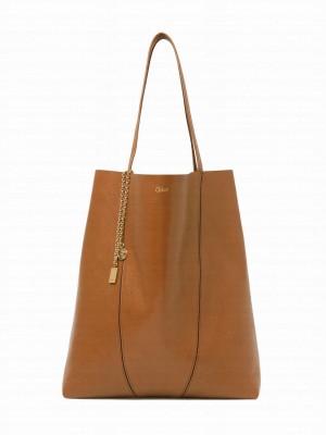 Chloe Large Chloe Spin Tote Bag In Grained Leather Coffee