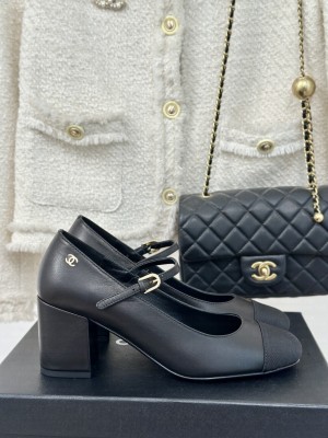 Chanel Women's 7cm Lambskin & Grosgrain Mary Janes Pumps Black