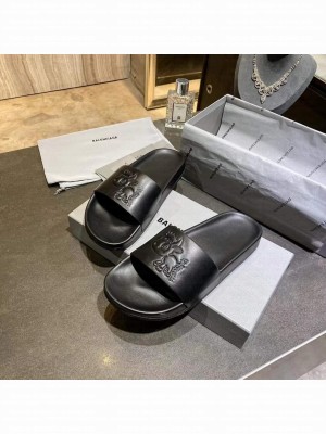Balenciaga Unisex Pool Slide Sandal 2021 Collection 035