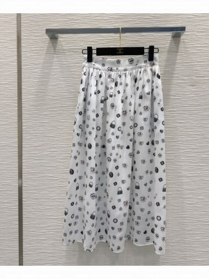 Chanel Women's Floral Skirt White