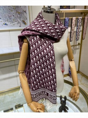 Christian Dior Women s Oblique Motif Long Scarf Mauve