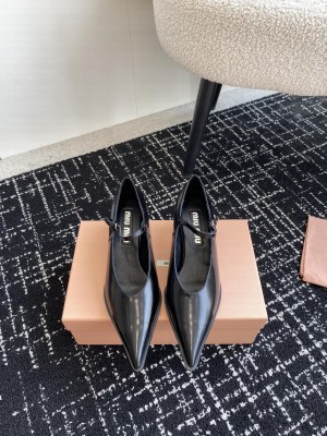 Miu Miu 5cm Calfskin Mary Jane Pump Black