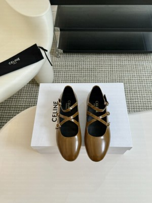 CELINE LES BALLERINES CELINE CRISS-CROSS BABIES BALLERINA IN PATENT CALFSKIN BROWN