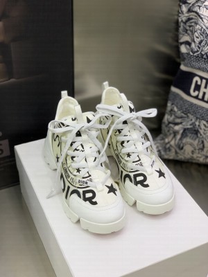 Christian Dior D-connect sneaker white
