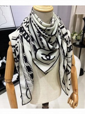 Chanel Women's Scarf White