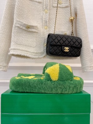 Bottega Veneta Resort Teddy Shearling Slide Sandals Green 2022 Collection