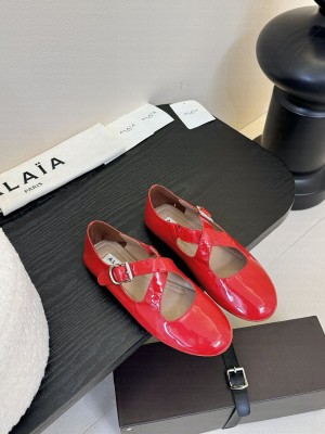 Alaïa CRISS CROSS BALLET FLATS IN RED PATENT CALFSKIN