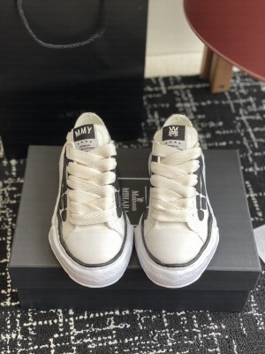 AMIRI x Maison MIHARA YASUHIRO Bones Unisex Sneaker White 2025
