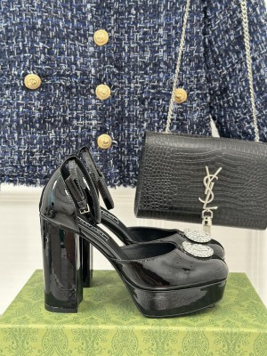 Gucci Metallic Leather Platform Pumps 11.5cm with Crystals Double G Black