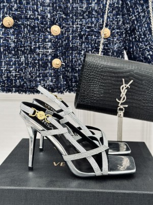 Versace Crystal Medusa '95 10.5cm Sandals 012