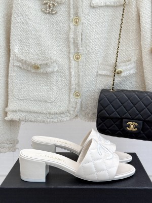 Chanel Quilted Lambskin CC Logo 6cm Slide Mule White 2025