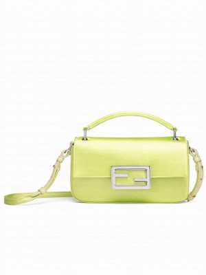 Fendi Baguette Phone Pouch 7AS142 Green