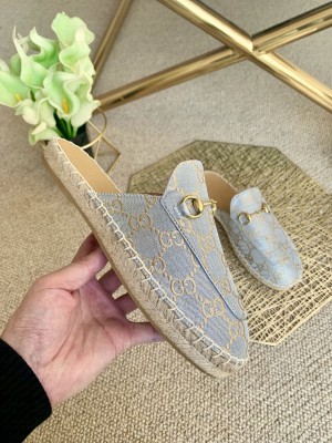 GUCCI UNISEX CANVAS HORSEBIT ESPADRILLES SLIPPERS LIGHT BLUE 2021 Collection