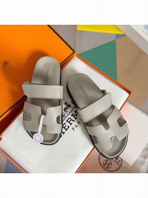 Hermes Unisex Chypre Flat Sandals 015