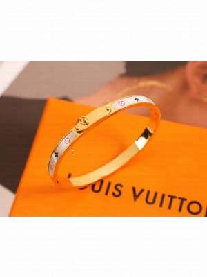 Louis Vuitton Bracelet LV029 2024 Collection