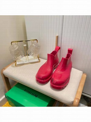 Bottega Veneta Unisex Shine Rubber TPU Ankle Boots Lollipop Pink 2022  Spring/Summer 2022 Collection