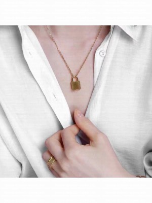 Bottega Veneta Necklace 05