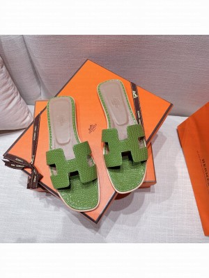 Hermes Oran Flat slippers with Lizard pattern Green 070 2021 Collection