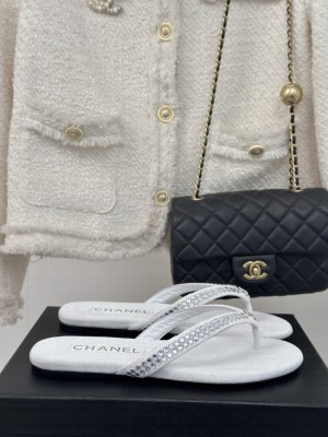 Chanel Thongs Velet & Strass White & Silver 2025