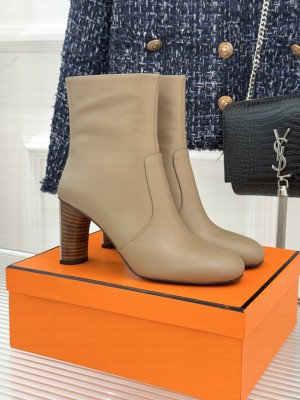 Hermes Licol 70 ankle boot in beige calfskin