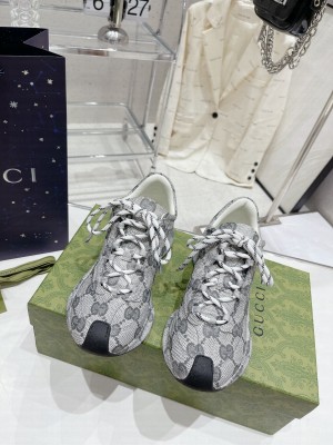 Gucci Unisex Run Sneaker 01