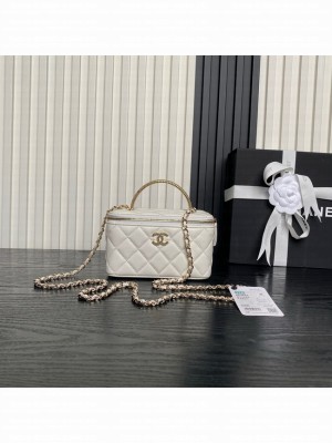 Chanel Long Vanity with chain AP4842 white