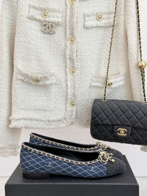 Chanel Quilted Denim Ballet Flats with Chain Bow Navy 2025