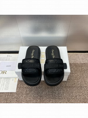 Dioriviera Dio(r)evolution Slide Deep Black Quilted Cannage Leather-Effect Fabric