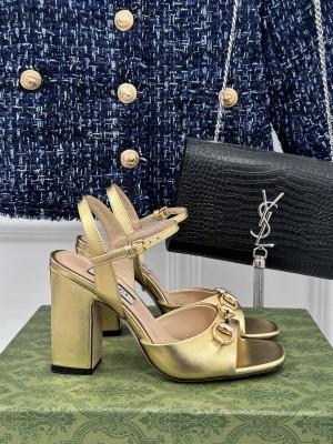 Gucci women's Horsebit 9.5cm Platform sandals gold