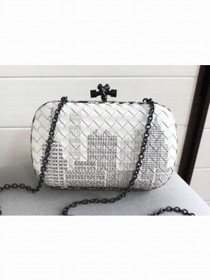Bottega Veneta NYC Intrecciato Chain Knot Clutch White/Black 