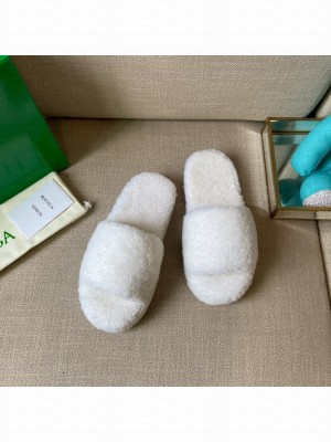 Bottega Veneta Unisex RESORT TEDDY Lambskin Shearling slides white 2021 Collection