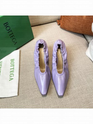 Bottega Veneta Almond Pumps in purple Lambskin with Plexiglass Heel 2021 Collection