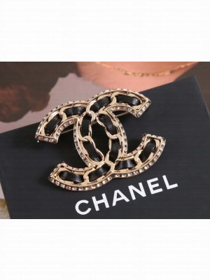 Chanel Women's Brooch AB1131