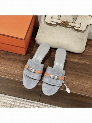 Hermes Women's Gigi 50 sandal 09