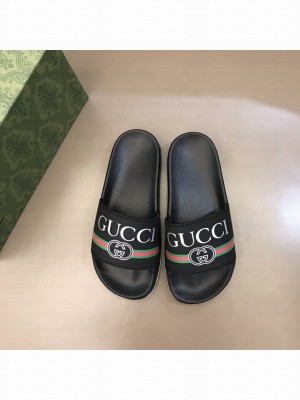 Gucci Unisex Rubber Flat Slide Sandals 07 2021 Collection