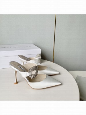 MANOLO BLAHNIK MAIDUGURAUS WHITE Satin Embellished Buckle Mules