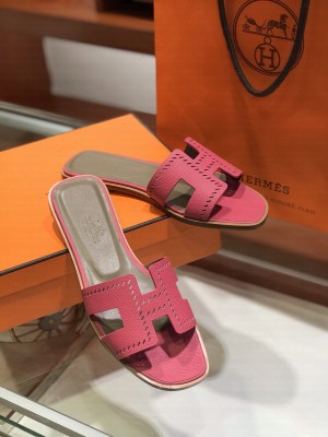 Hermes Oran Flat slippers in epsom leather 08 2021 Collection