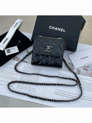 Chanel CLUTCH WITH CHAIN A81633 black