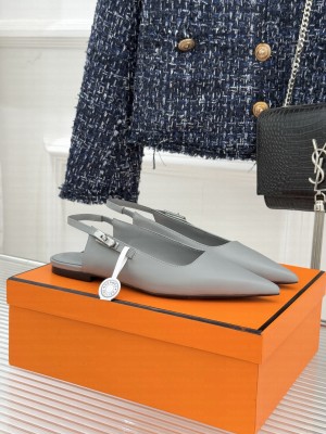 Hermes Lover Slingback Flat in Nappa leather with iconic Kelly buckle gray