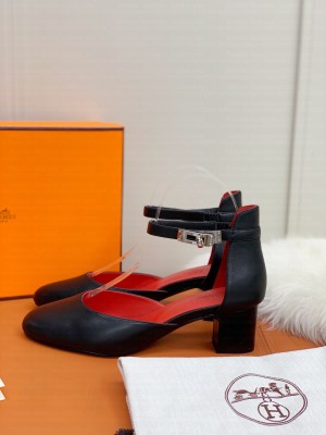 Hermes Kelly Black Leather 4.5cm Pumps 2021 Collection