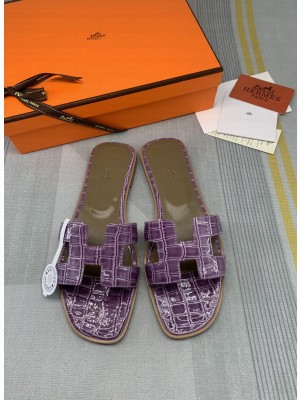 Hermes Oran Stone Embossed Leather Flat Slide Sandals 093 2022 Collection