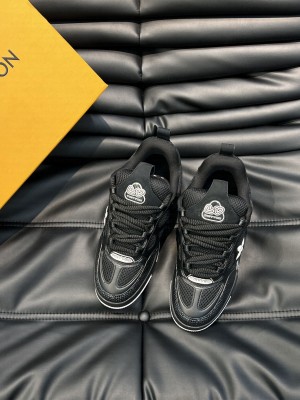 Louis Vuitton LV Skate Man's Sneakers in Leather and Mesh Black 2023
