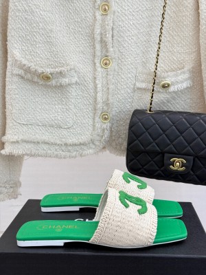 Chanel knit flat mules CC logo green 2025